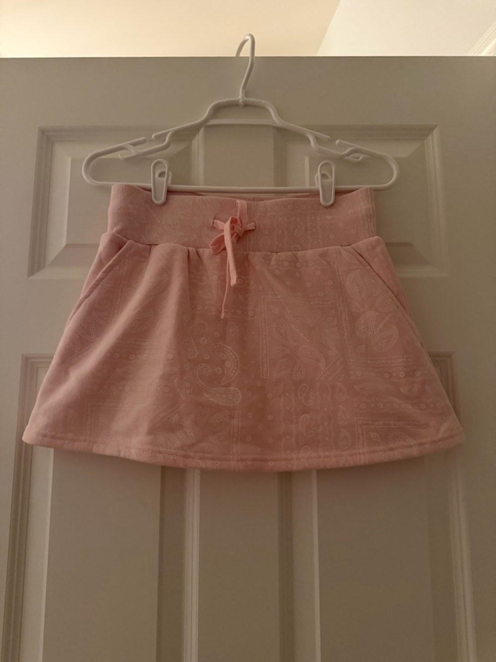 Rebel Yell Light Pink Bandana-Print Skater Skirt